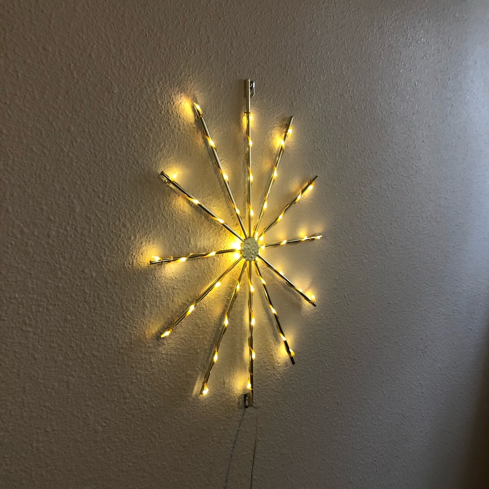 Urban Outfitters Star Light Up Wall Decor